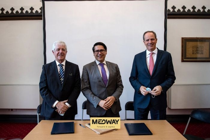 Signing of the financing agreement for the acquisition of 16 electric locomotives and 113 intermodal wagons